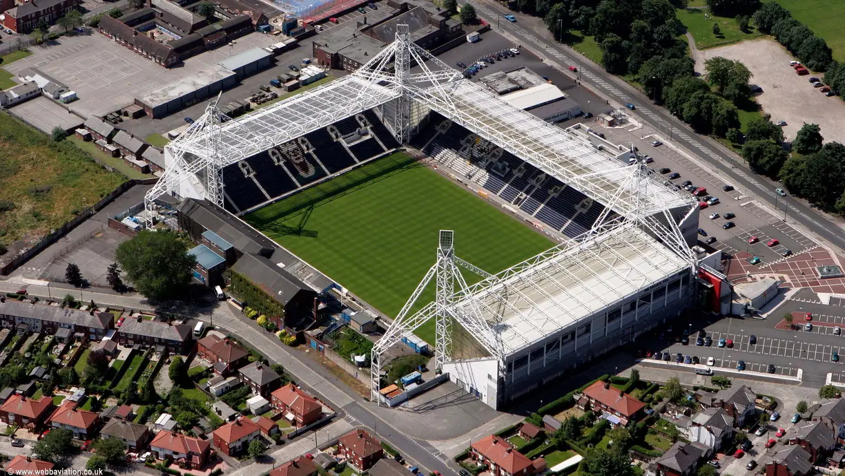Sân vận động Deepdale Stadium - Ngôi nhà của Câu lạc bộ Preston North End