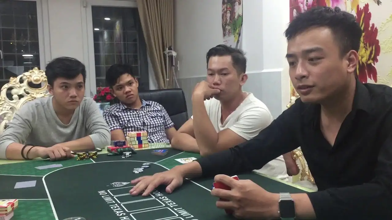 Hướng dẫn chơi Poker hiệu quả nhất năm 2024