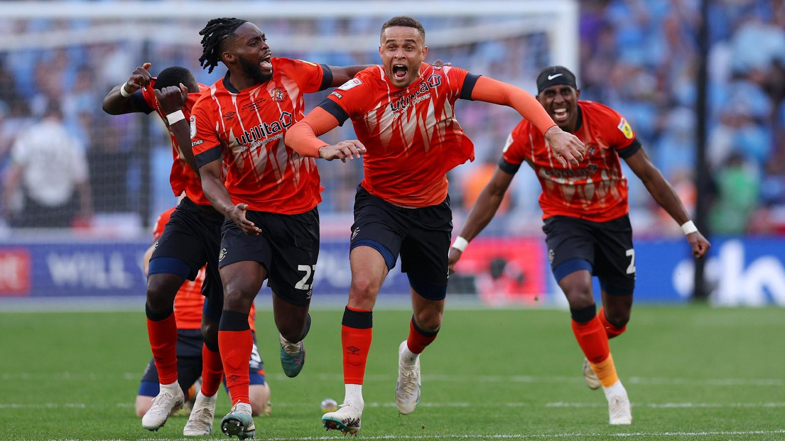 Những Thông Tin Thú Vị Về Câu Lạc Bộ Bóng Đá Luton Town - Hành Trình Vượt Lên Của "The Hatters"