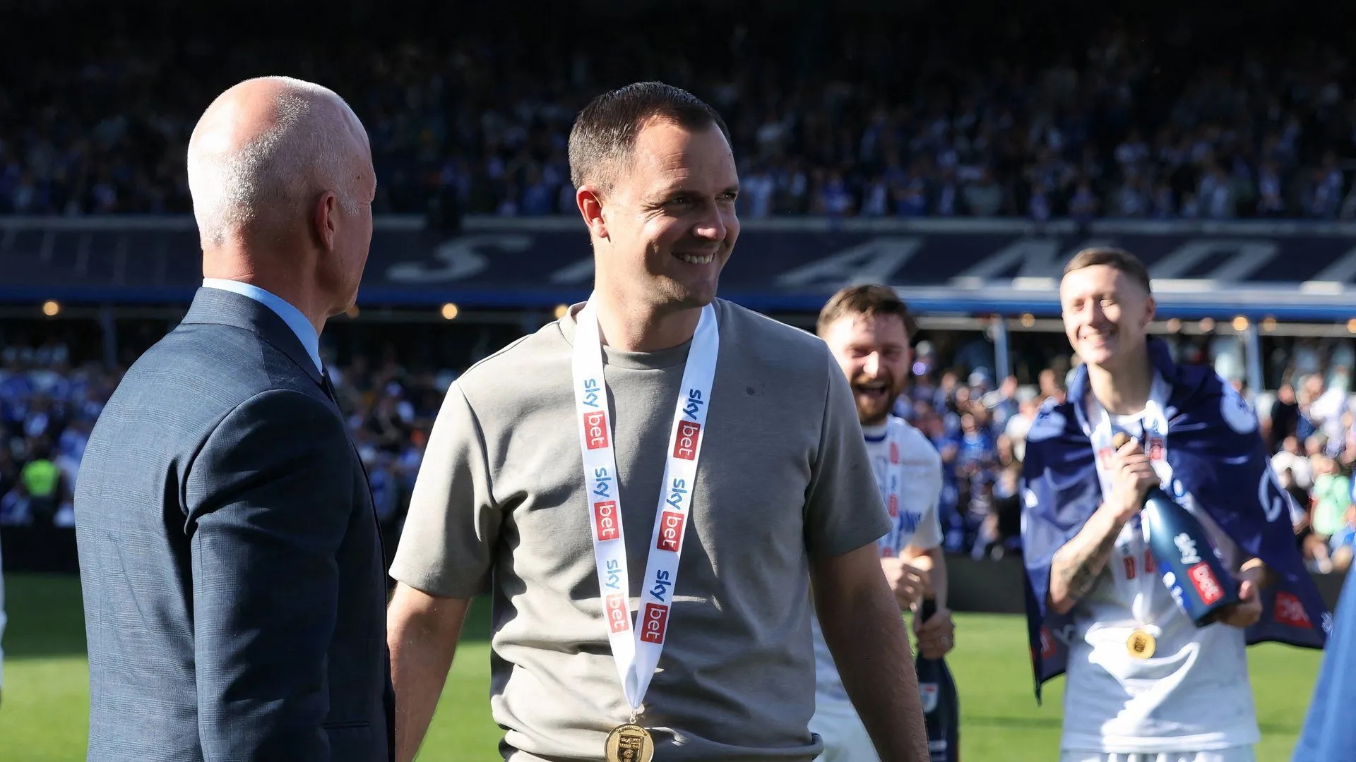 HLV Chris Davies của Birmingham City