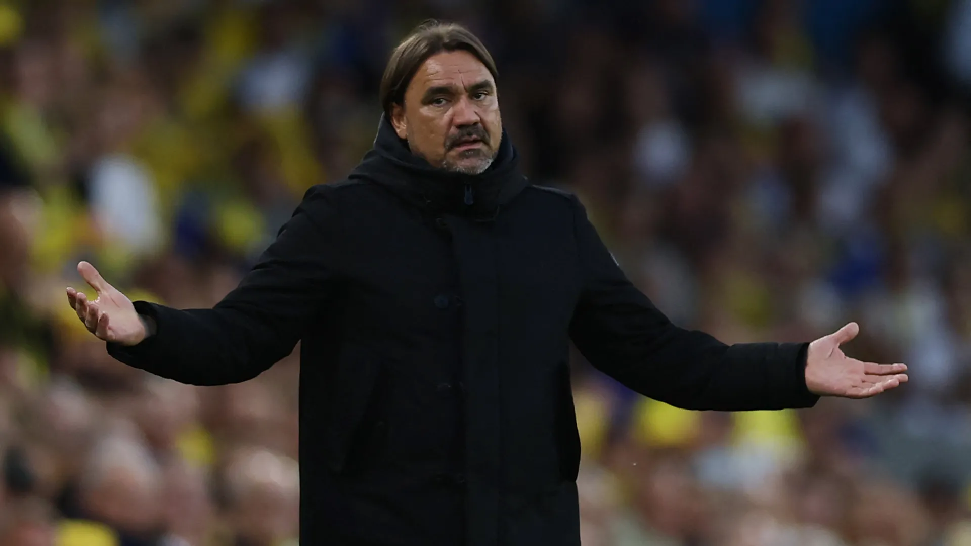 Huấn luyện viên Daniel Farke của Leeds United đang tính toán các phương án chuyển nhượng