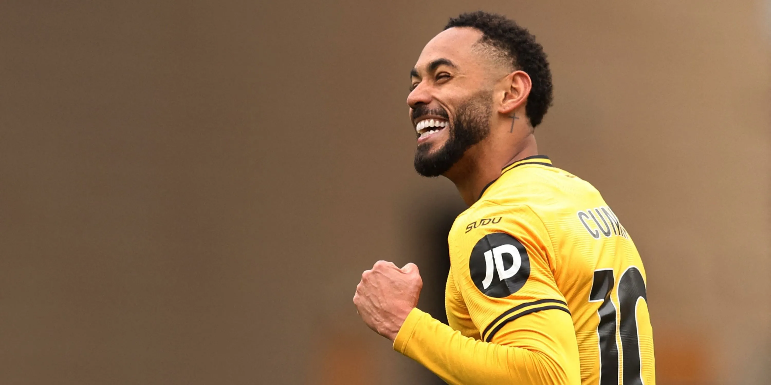 Matheus Cunha của Wolverhampton Wanderers ăn mừng bàn thắng thứ tư