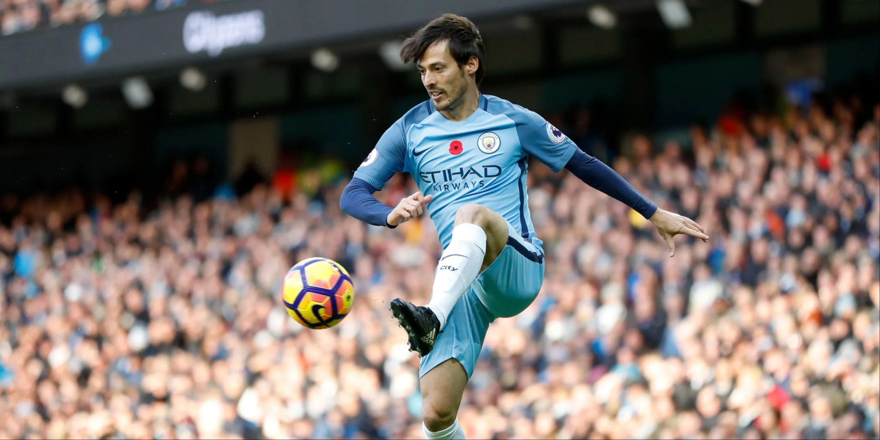 Tiền vệ David Silva của Manchester City