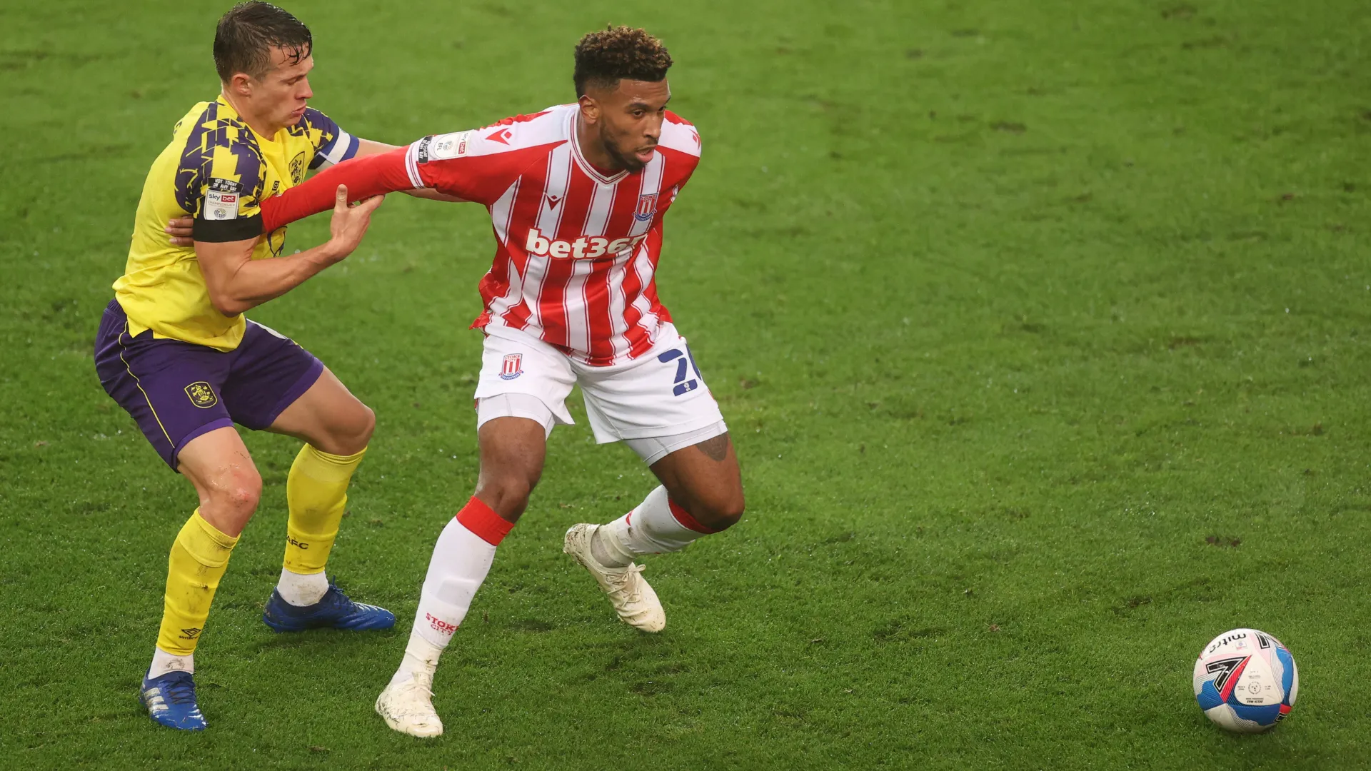 Tyrese Campbell trong màu áo Stoke City giai đoạn chưa thành công