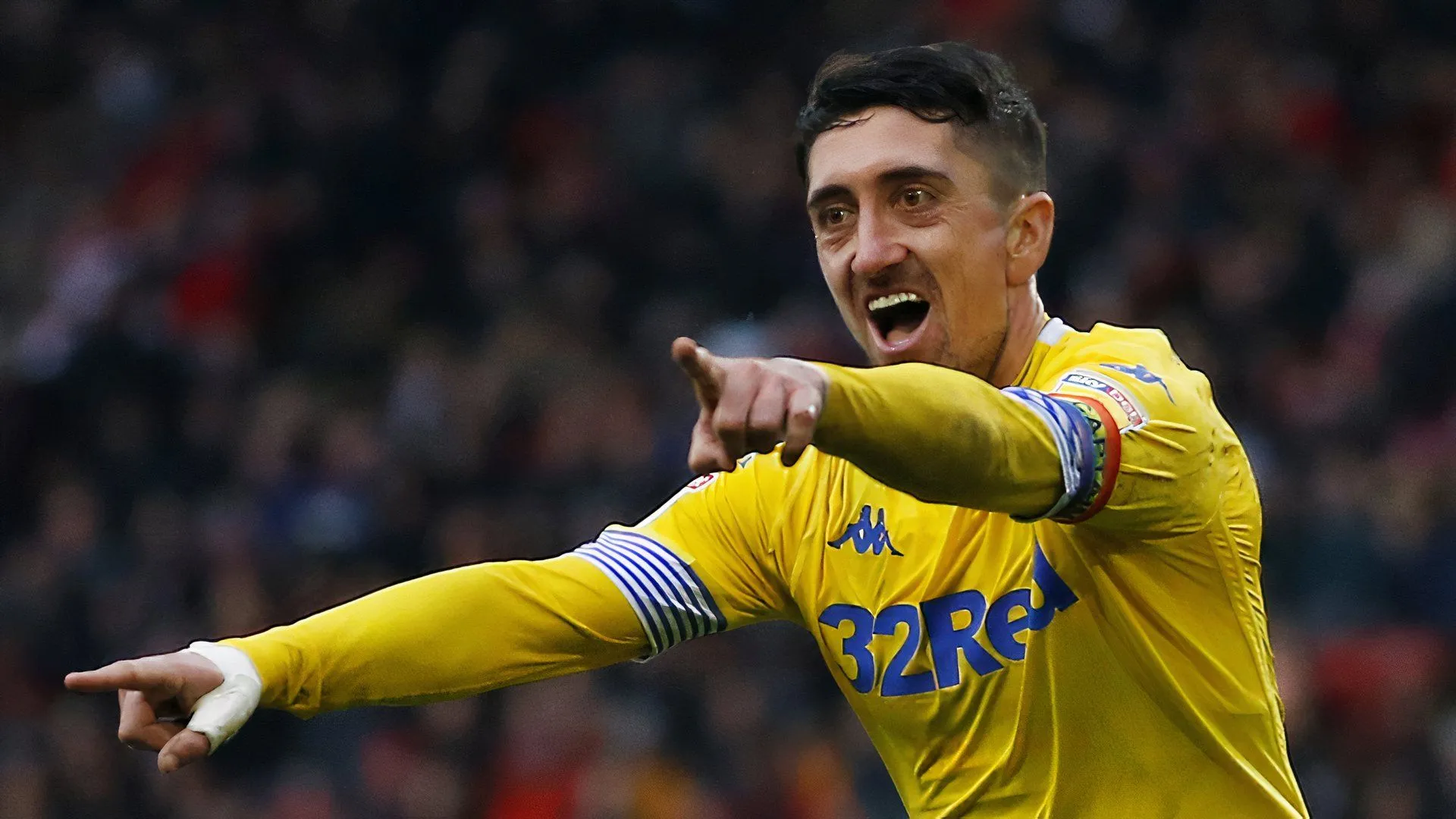 Pablo Hernandez, ngôi sao người Tây Ban Nha đầy ma thuật của Leeds United