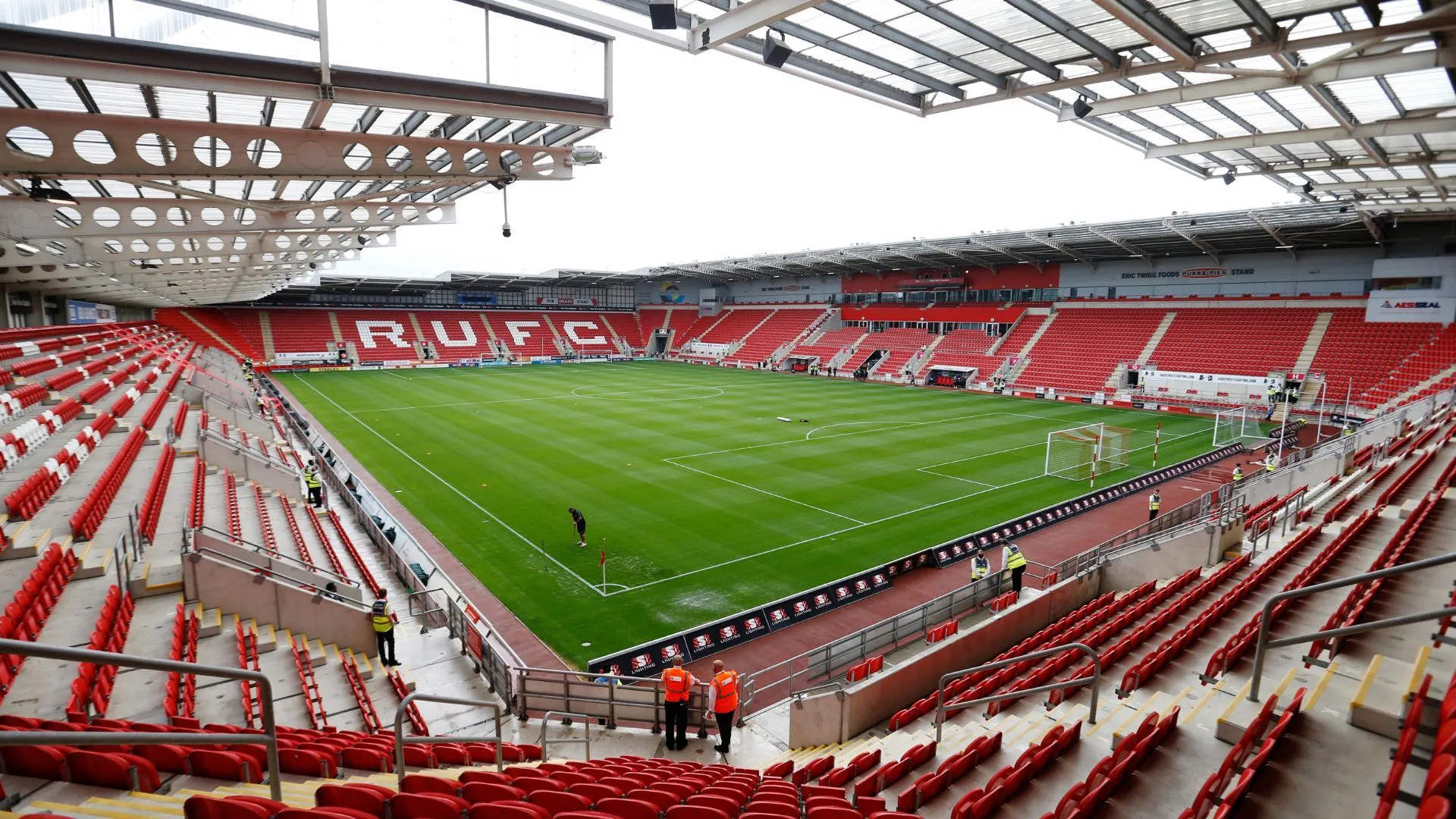 Toàn cảnh sân vận động New York Stadium