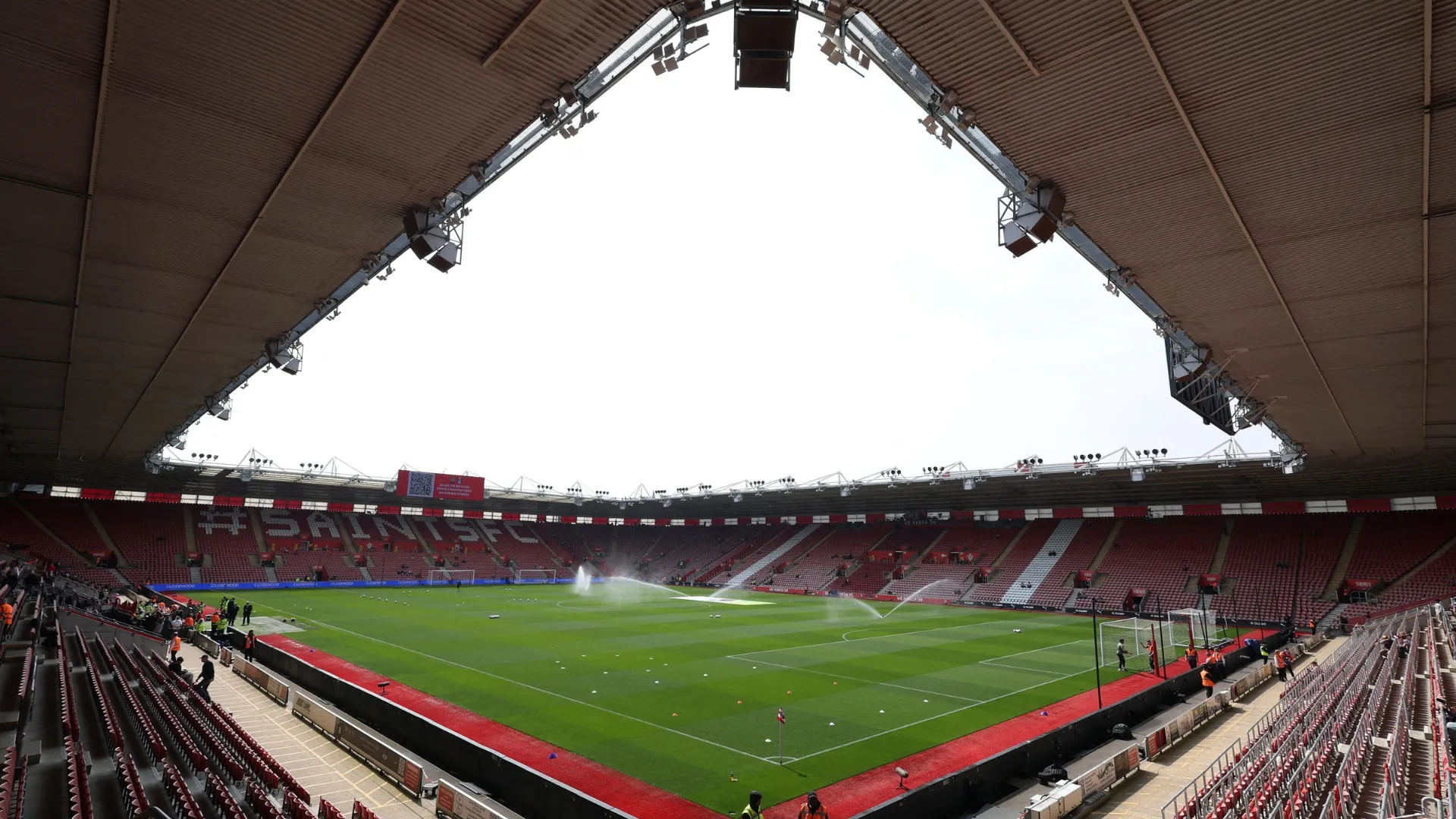 Dự đoán giá bán CLB Southampton trong tương lai theo AI