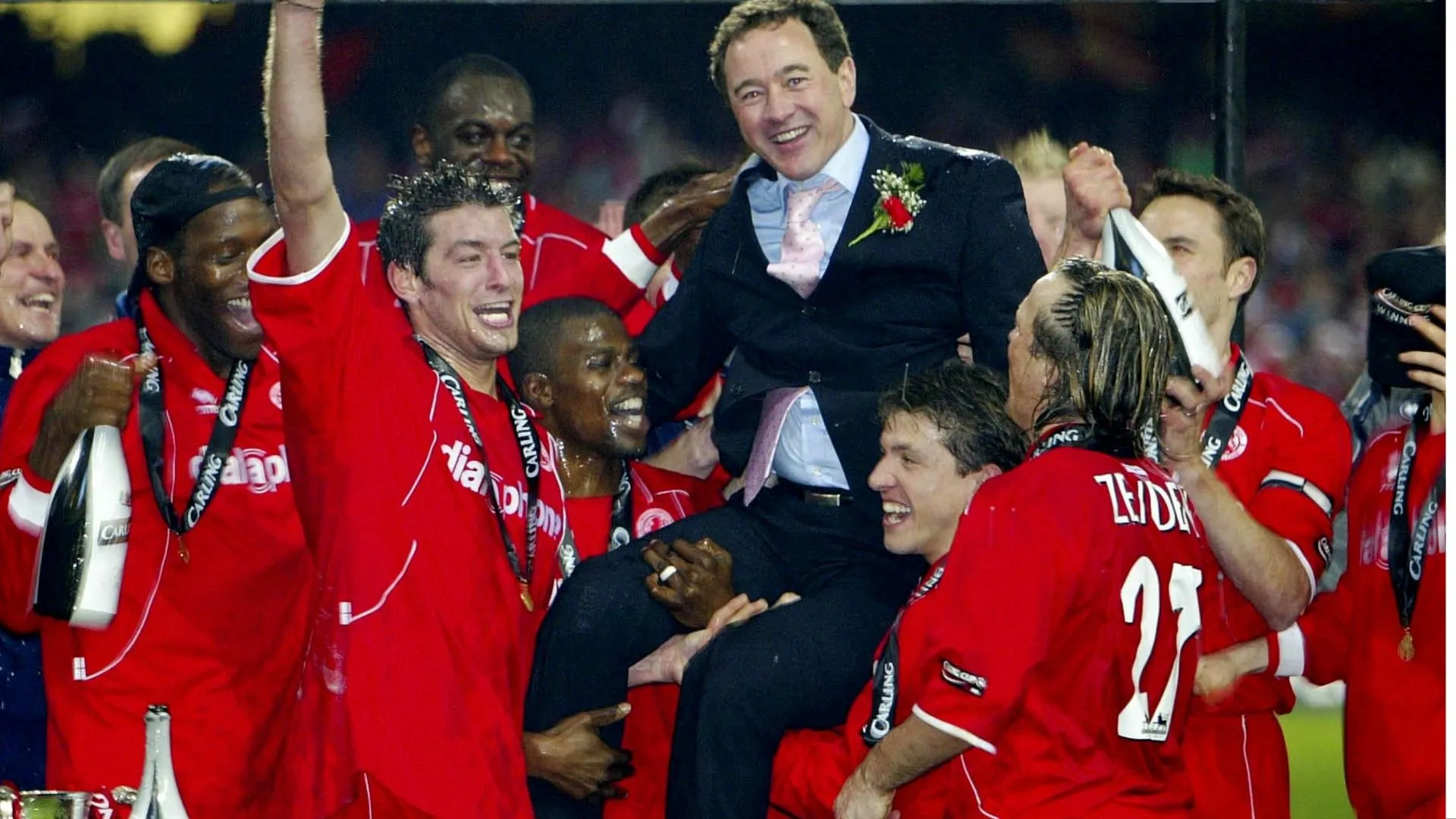 Steve Gibson, chủ tịch Middlesbrough, trên khán đài