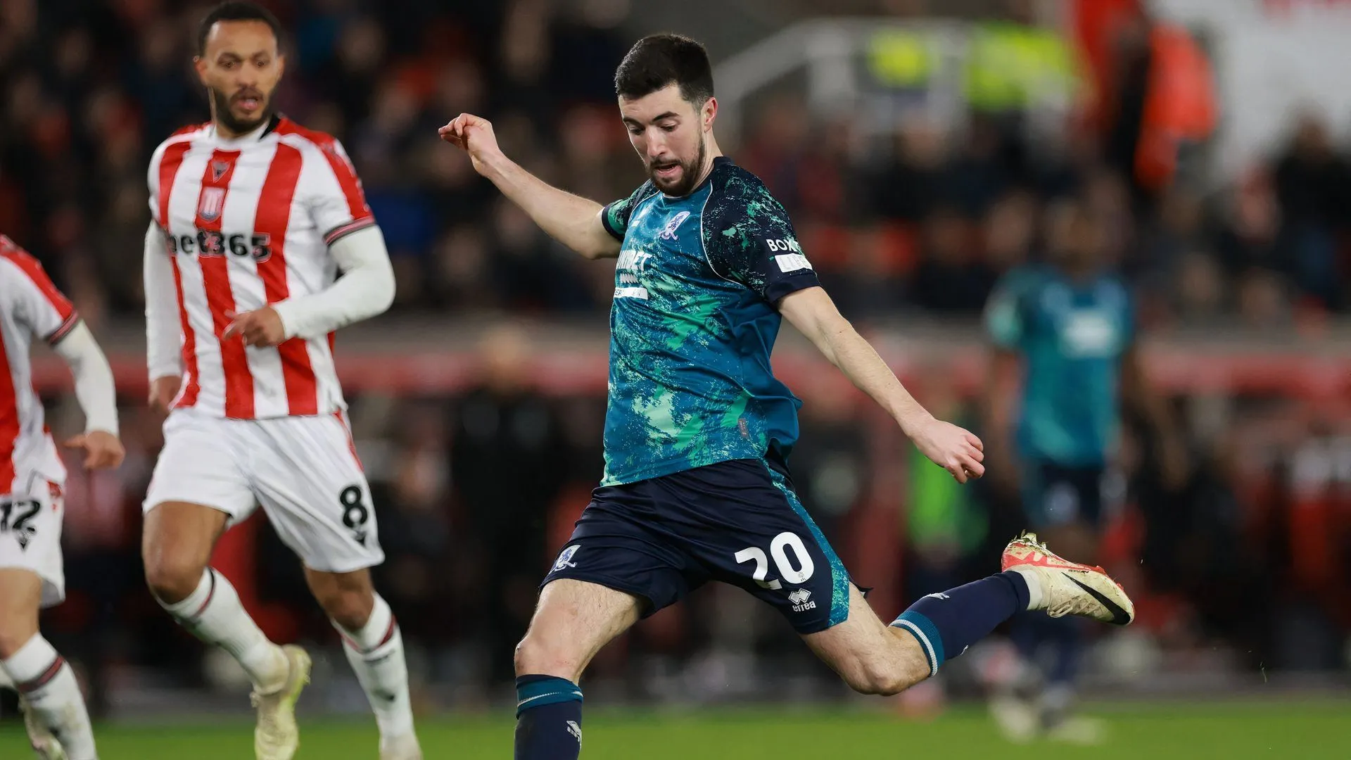 Cầu thủ Middlesbrough ăn mừng bàn thắng trong trận đấu Championship