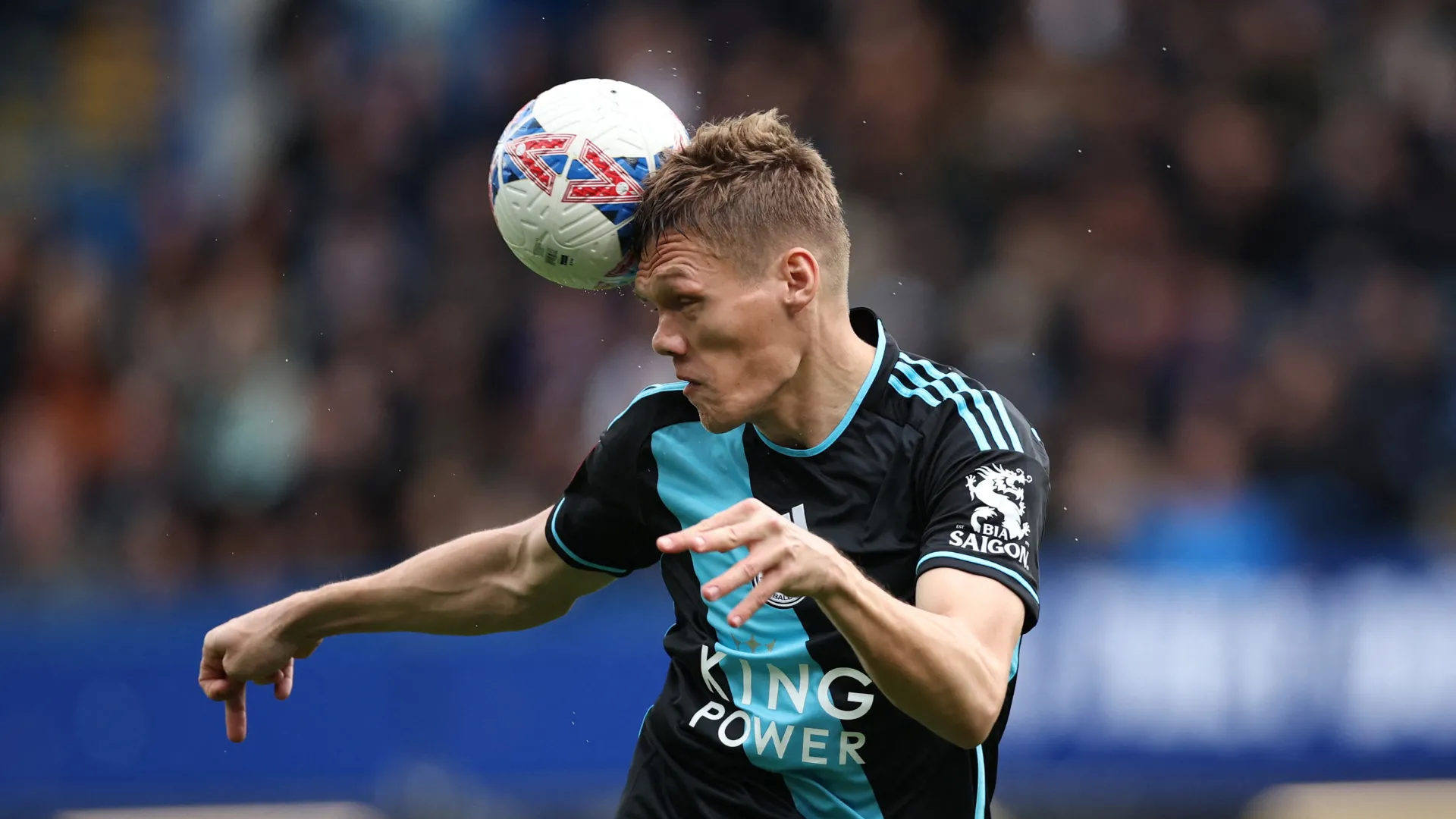 Jannik Vestergaard trong màu áo Leicester City