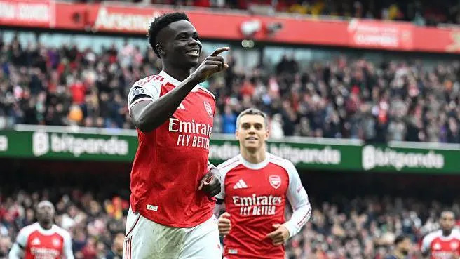 Arsenal và Manchester City dẫn đầu Premier League với phong độ ấn tượng